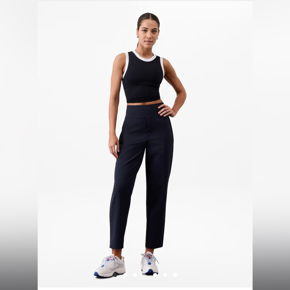 Athleta Navy Women's Cropped Pants